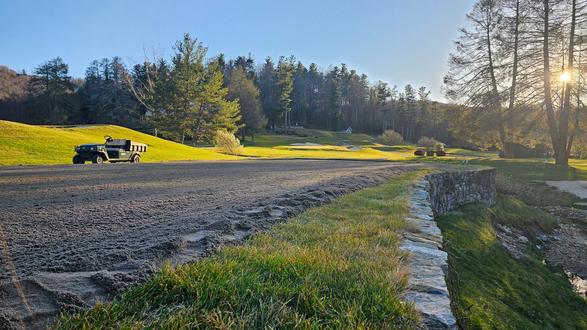 Kenmure Golf Maintenance added 9 new photos.